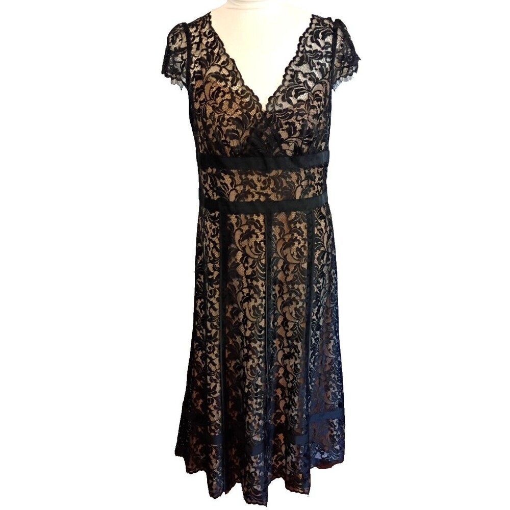 Ann Taylor LOFT Whimsigoth Black Lace Cap Sleeve Lined Midi Dress Size 10